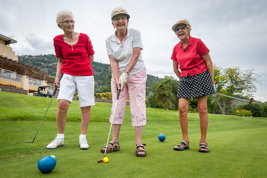 10 Best Golf Balls for Seniors – Improve Your Distance and Accuracy at Once (Summer 2023)